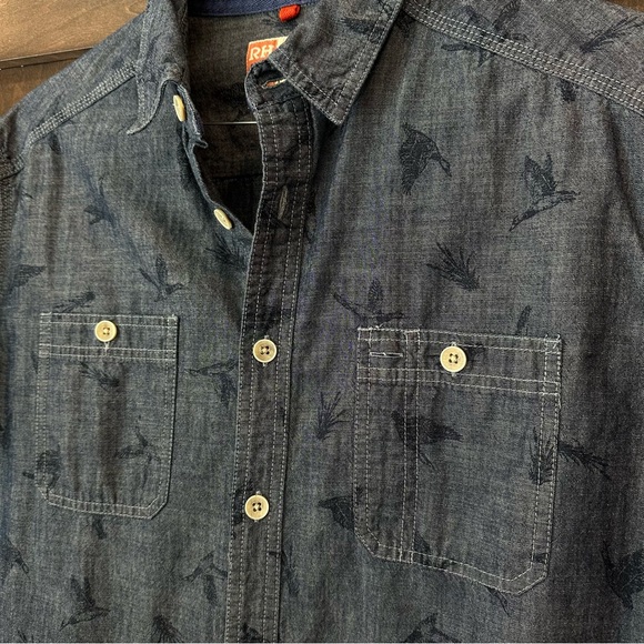 MENS RUFF HEWN DUCK PRINT CASUAL DENIM CHAMBRAY SHORT SLEEVE BUTTON UP SHIRT - Picture 9 of 13